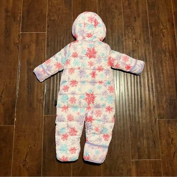 * NEW * Spyder Baby 1-piece Snowsuit - Picture 2 of 10